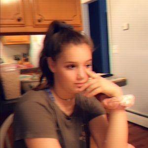 Meet your Posher, Ella